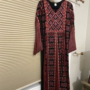 Palestinian Thobe size 4